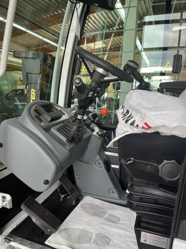 Baumann ELQ 50 L/14/60 TR 120V - Πλευρικοί φορτωτές: φωτογραφία 5 Baumann ELQ 50 L/14/60 TR 120V - Πλευρικοί φορτωτές: φωτογραφία 5