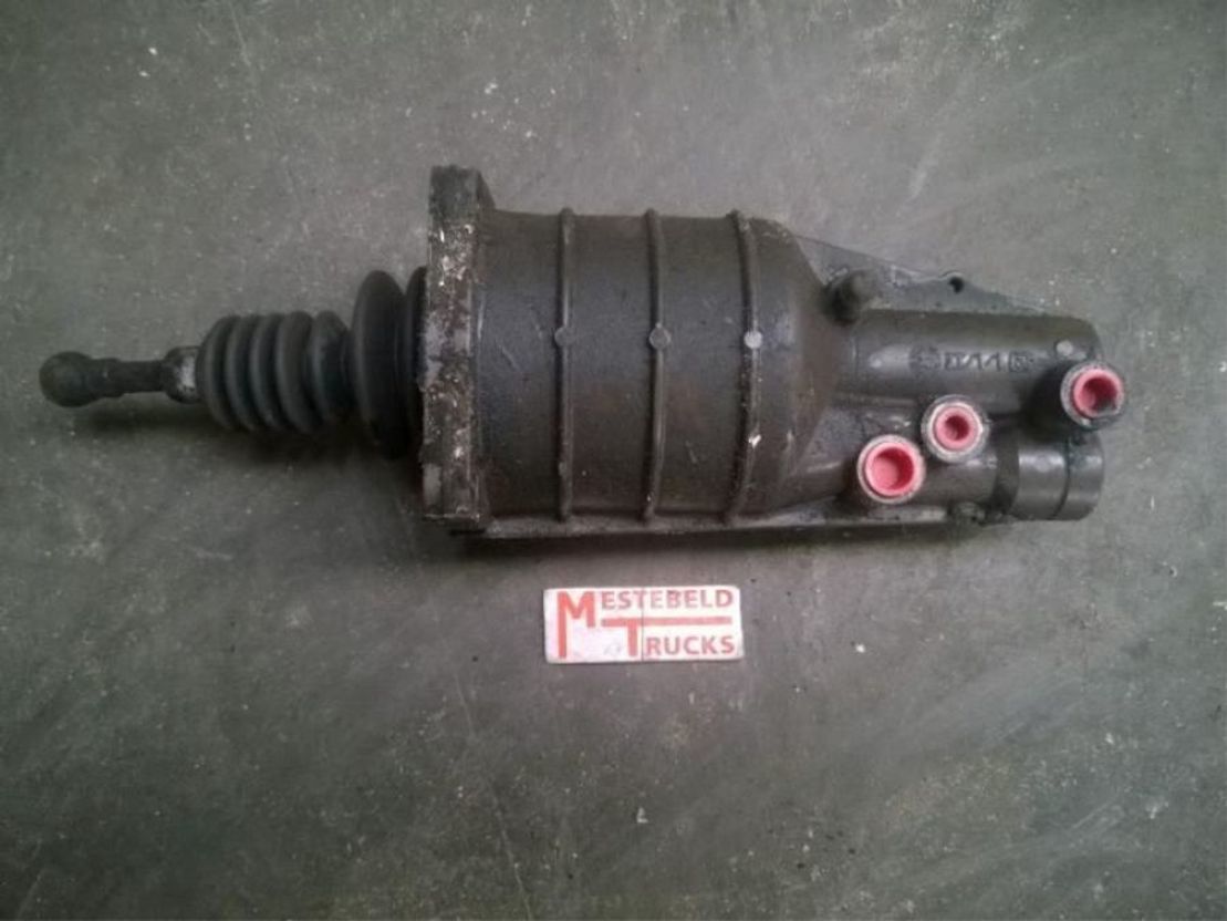 Ενισχυτής συμπλέκτη για Φορτηγό Iveco Koppelingsbekrachtiger: φωτογραφία 1