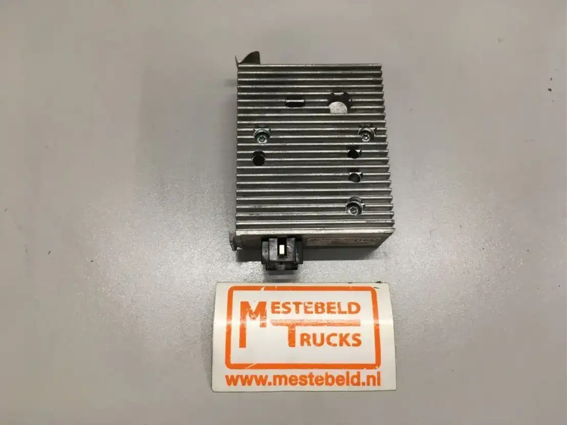 Mercedes-Benz Omvormer Actros MP4 - Ηλεκτρικό σύστημα για Φορτηγό: φωτογραφία 1 Mercedes-Benz Omvormer Actros MP4 - Ηλεκτρικό σύστημα για Φορτηγό: φωτογραφία 1