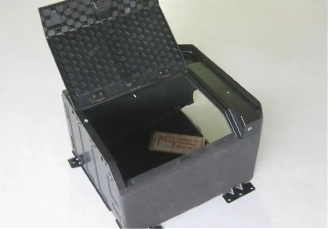 Mercedes-Benz Opbergbak Actros - Καμπίνα και εσωτερικό για Φορτηγό: φωτογραφία 1 Mercedes-Benz Opbergbak Actros - Καμπίνα και εσωτερικό για Φορτηγό: φωτογραφία 1