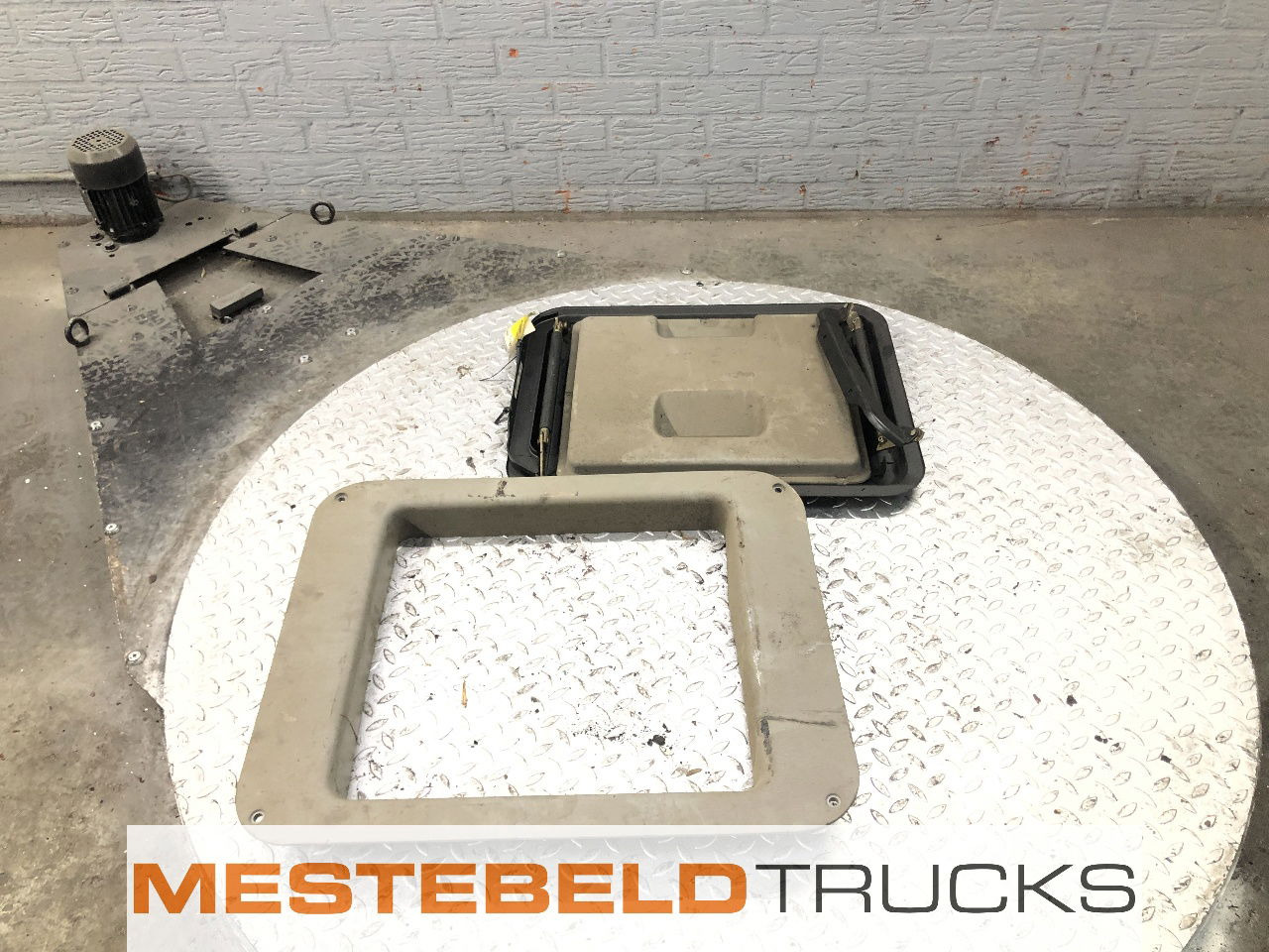 Scania Dakluik P94 - Καμπίνα και εσωτερικό για Φορτηγό: φωτογραφία 1 Scania Dakluik P94 - Καμπίνα και εσωτερικό για Φορτηγό: φωτογραφία 1