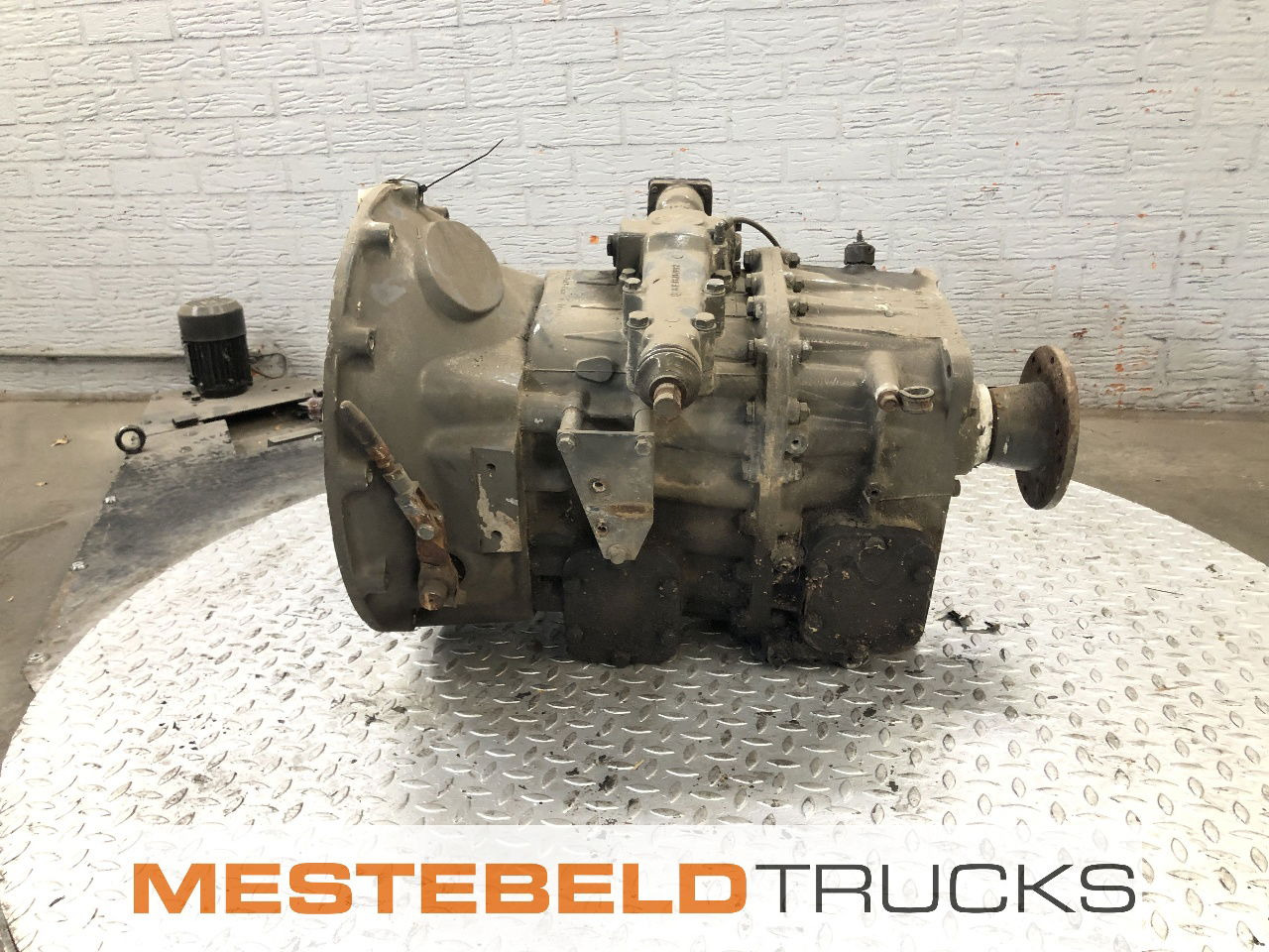 Volvo Versnellingsbak V4106B - Κιβώτιο ταχυτήτων και ανταλλακτικά για Φορτηγό: φωτογραφία 1 Volvo Versnellingsbak V4106B - Κιβώτιο ταχυτήτων και ανταλλακτικά για Φορτηγό: φωτογραφία 1