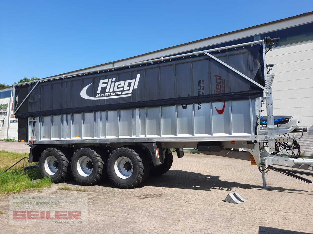 Fliegl ASW 391 TAURUS FOX 50m³ ZWL + Top Lift Light - Βαγόνι ενσίρωσης: φωτογραφία 1 Fliegl ASW 391 TAURUS FOX 50m³ ZWL + Top Lift Light - Βαγόνι ενσίρωσης: φωτογραφία 1