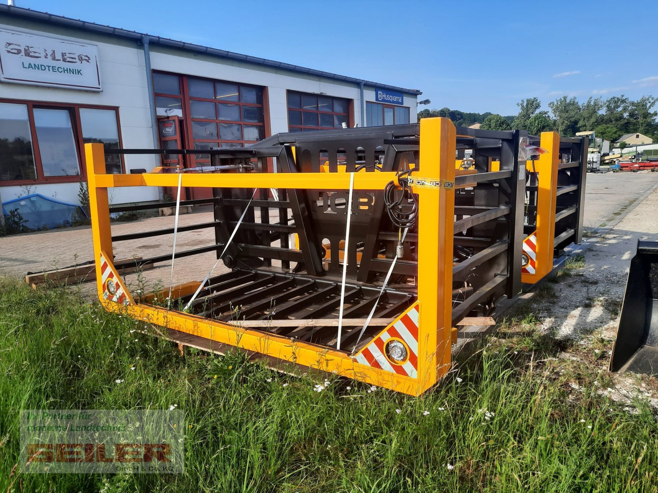 JCB Grasgabel 16ft 5m VOLVO LARGE - Πιρούνες για Γεωργικά μηχανήματα: φωτογραφία 1 JCB Grasgabel 16ft 5m VOLVO LARGE - Πιρούνες για Γεωργικά μηχανήματα: φωτογραφία 1