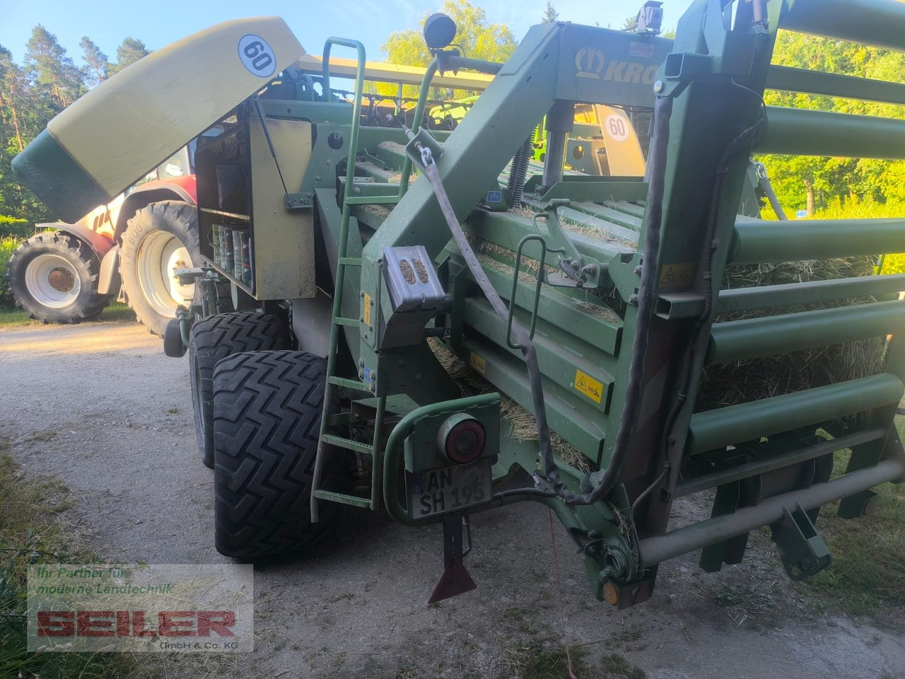 Krone Big Pack 1270 XC - Χορτοδετική μηχανή τετράγωνες μπάλες: φωτογραφία 3 Krone Big Pack 1270 XC - Χορτοδετική μηχανή τετράγωνες μπάλες: φωτογραφία 3