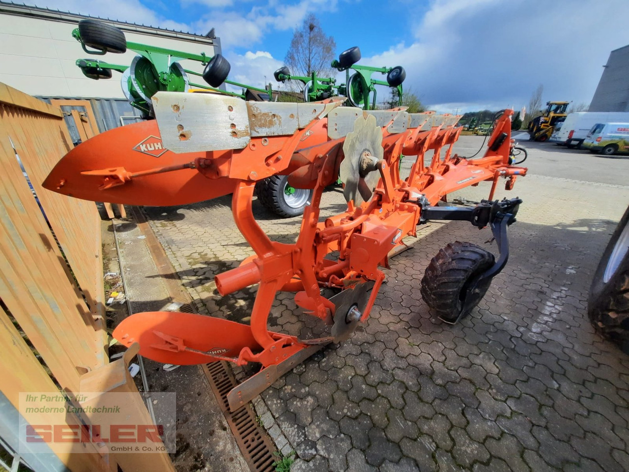 Kuhn Vari-Master 153 NSH - Άροτρο: φωτογραφία 4 Kuhn Vari-Master 153 NSH - Άροτρο: φωτογραφία 4