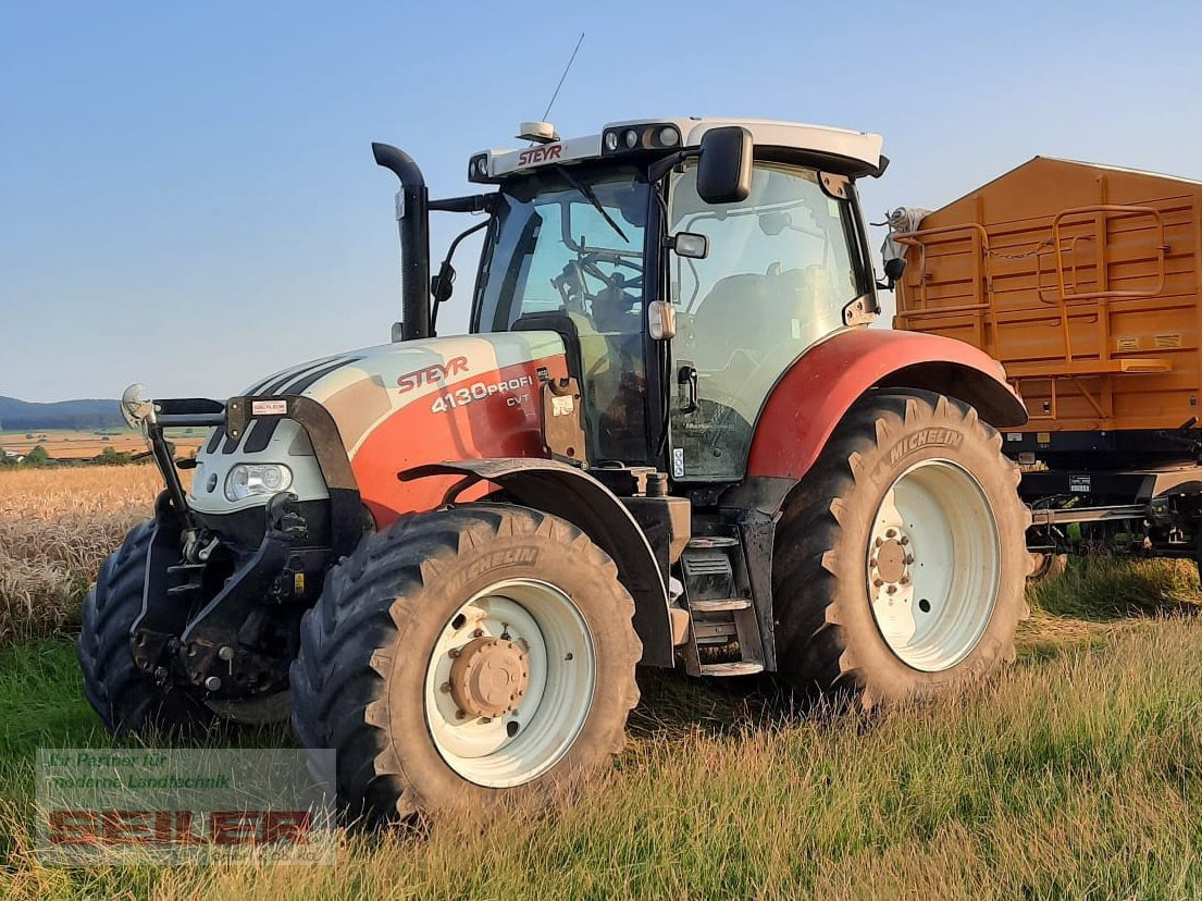 Steyr Profi 4130 CVT + Frontlader Q56 - Τρακτέρ: φωτογραφία 3 Steyr Profi 4130 CVT + Frontlader Q56 - Τρακτέρ: φωτογραφία 3