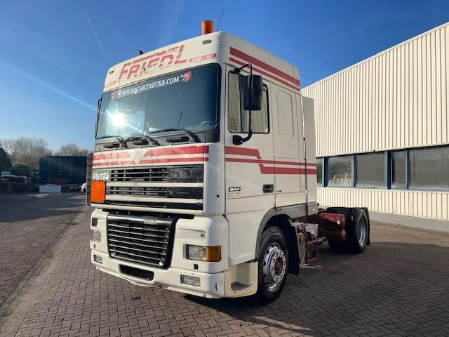 DAF XF 95.430 Manual-Gear Euro 3 - Τράκτορας: φωτογραφία 3 DAF XF 95.430 Manual-Gear Euro 3 - Τράκτορας: φωτογραφία 3