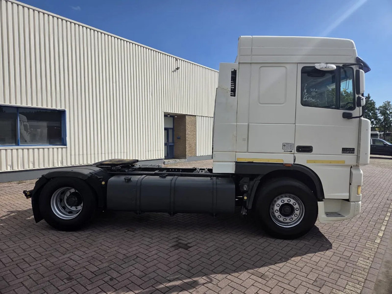 DAF XF 95.430 Manual gear Euro 3 - Τράκτορας: φωτογραφία 2 DAF XF 95.430 Manual gear Euro 3 - Τράκτορας: φωτογραφία 2