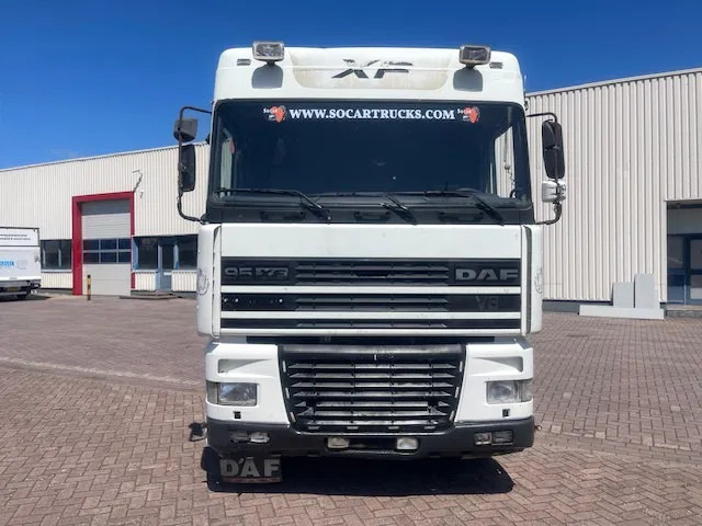 DAF XF 95 8 Tires (6x2) euro 2 - Φορτηγό με ανοιχτή καρότσα: φωτογραφία 2 DAF XF 95 8 Tires (6x2) euro 2 - Φορτηγό με ανοιχτή καρότσα: φωτογραφία 2