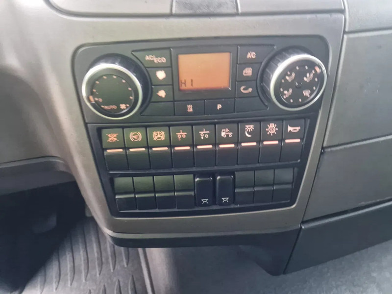 Τράκτορας MAN TGX 18.480 Euro 5 Retarder 2-Tanks: φωτογραφία 13
