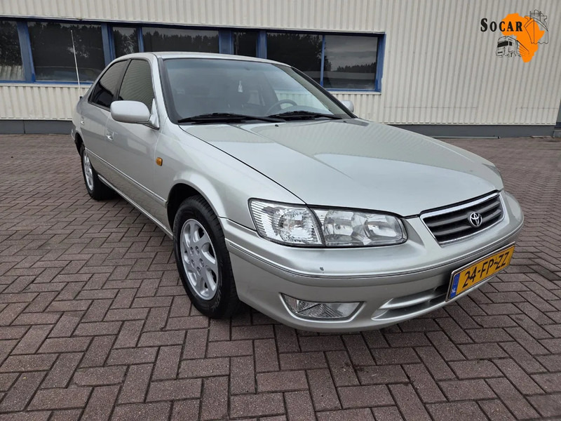 Toyota Camry 3.0 V6 24v // Automaat // leather Seats Cruise Control - Λιμουζίνα/ Sedan: φωτογραφία 1 Toyota Camry 3.0 V6 24v // Automaat // leather Seats Cruise Control - Λιμουζίνα/ Sedan: φωτογραφία 1
