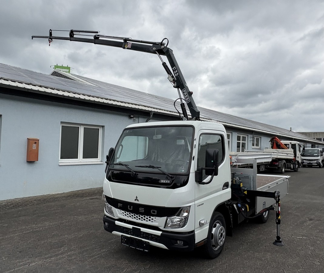 FUSO 3S15 Alu Pritsche 2.80m Ladekran Funk! sofort ve - Φορτηγό με γερανό: φωτογραφία 1 FUSO 3S15 Alu Pritsche 2.80m Ladekran Funk! sofort ve - Φορτηγό με γερανό: φωτογραφία 1