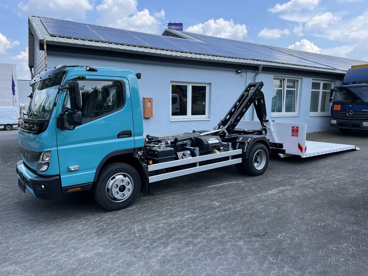 FUSO Canter FUSO 9C18 City Abrollkipper Krokbil Color - Φορτηγό φόρτωσης γάντζου, Φορτηγό με γερανό: φωτογραφία 1 FUSO Canter FUSO 9C18 City Abrollkipper Krokbil Color - Φορτηγό φόρτωσης γάντζου, Φορτηγό με γερανό: φωτογραφία 1