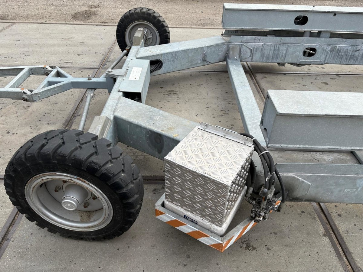 HARBECK Hafentrailer Harbeck LTS200 20t - Τρέιλερ σκαφών: φωτογραφία 5 HARBECK Hafentrailer Harbeck LTS200 20t - Τρέιλερ σκαφών: φωτογραφία 5