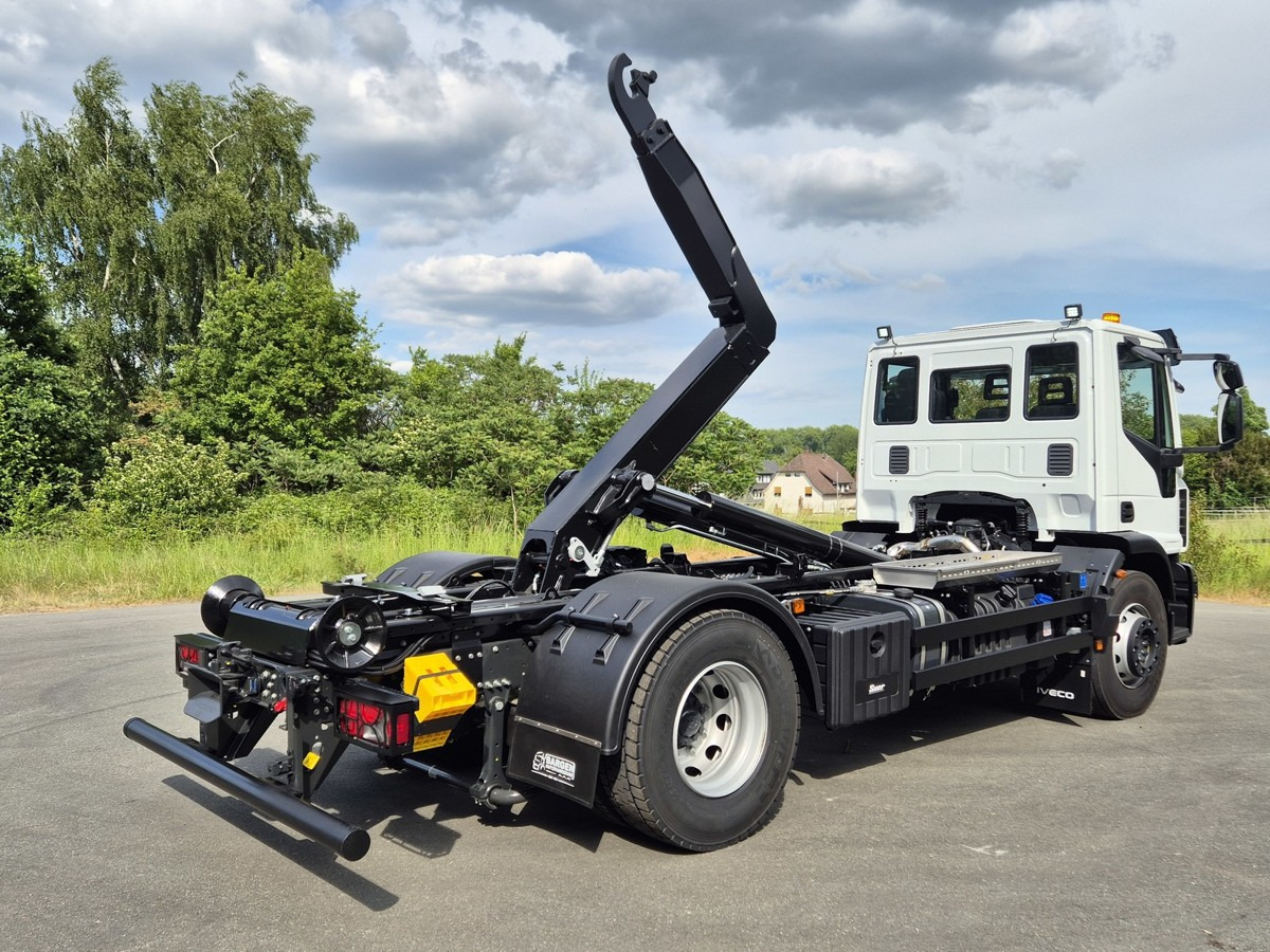 IVECO Euro Cargo 180E32 4x2 Abrollkipper Teleskoparm - Φορτηγό φόρτωσης γάντζου: φωτογραφία 5 IVECO Euro Cargo 180E32 4x2 Abrollkipper Teleskoparm - Φορτηγό φόρτωσης γάντζου: φωτογραφία 5