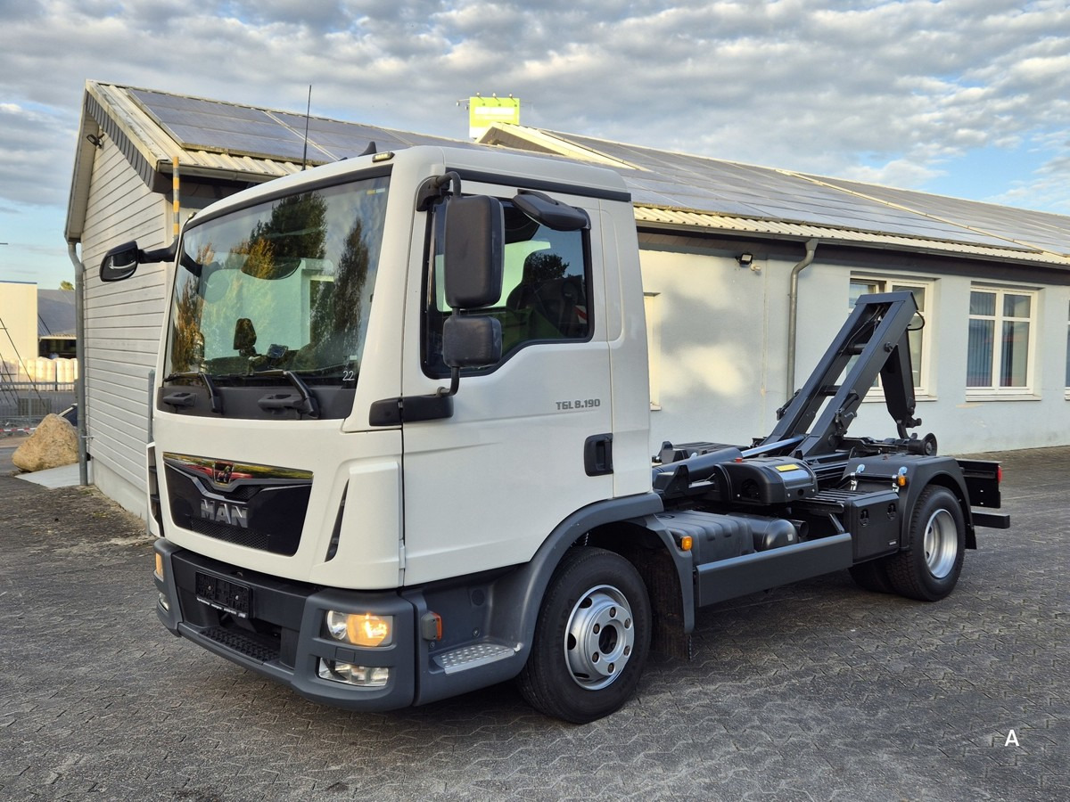 MAN TGL 8.190 BL City Abrollkipper Aut., 2 x AHK sof - Φορτηγό φόρτωσης γάντζου: φωτογραφία 1 MAN TGL 8.190 BL City Abrollkipper Aut., 2 x AHK sof - Φορτηγό φόρτωσης γάντζου: φωτογραφία 1