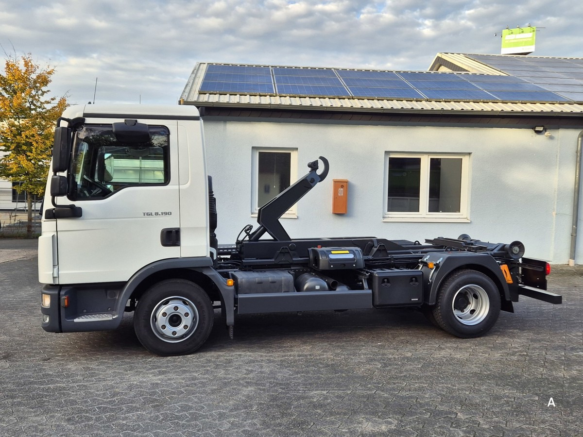 MAN TGL 8.190 BL City Abrollkipper Aut., 2 x AHK sof - Φορτηγό φόρτωσης γάντζου: φωτογραφία 4 MAN TGL 8.190 BL City Abrollkipper Aut., 2 x AHK sof - Φορτηγό φόρτωσης γάντζου: φωτογραφία 4