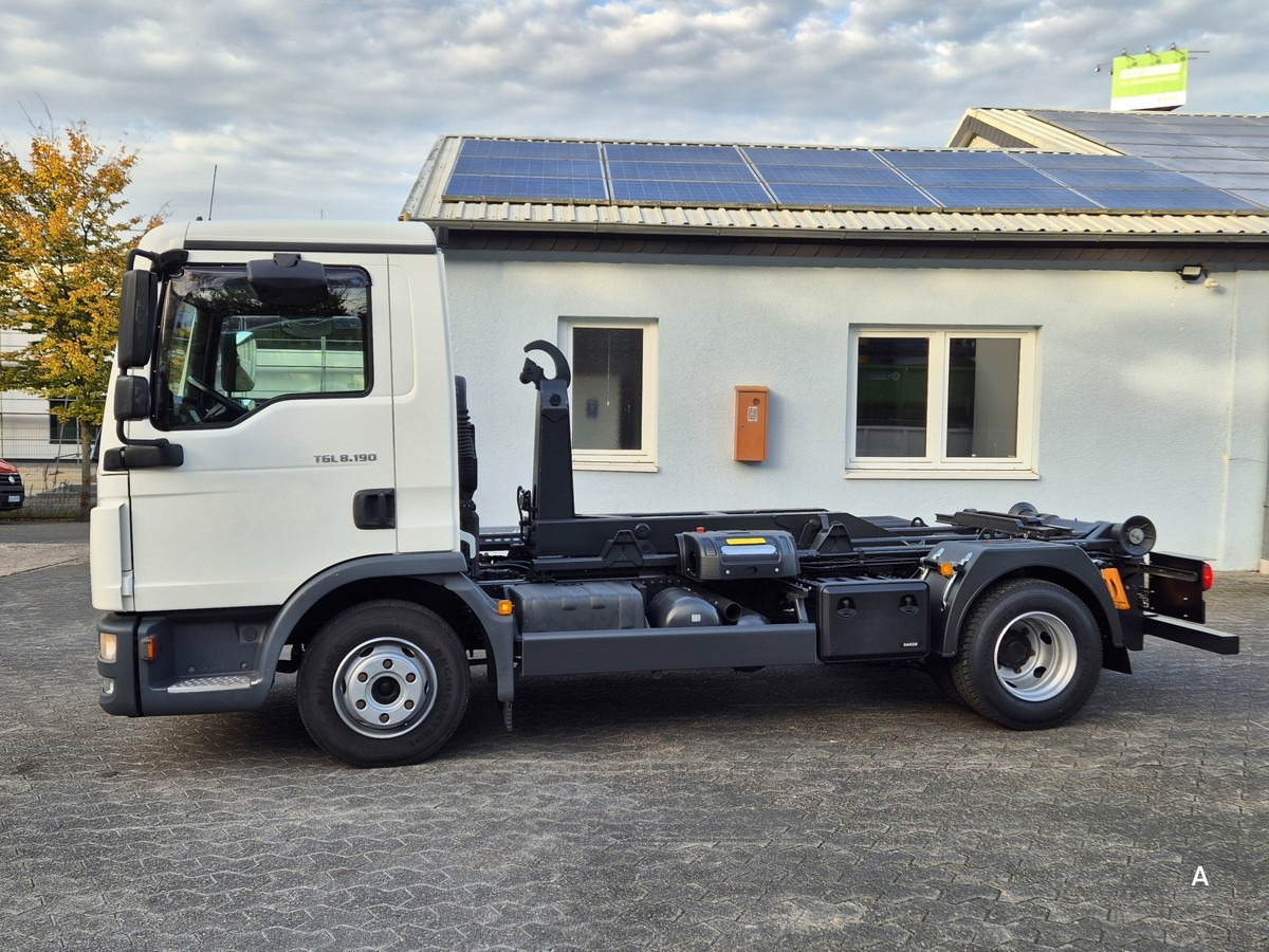 MAN TGL 8.190 BL City Abrollkipper Aut., 2 x AHK sof - Φορτηγό φόρτωσης γάντζου: φωτογραφία 3 MAN TGL 8.190 BL City Abrollkipper Aut., 2 x AHK sof - Φορτηγό φόρτωσης γάντζου: φωτογραφία 3