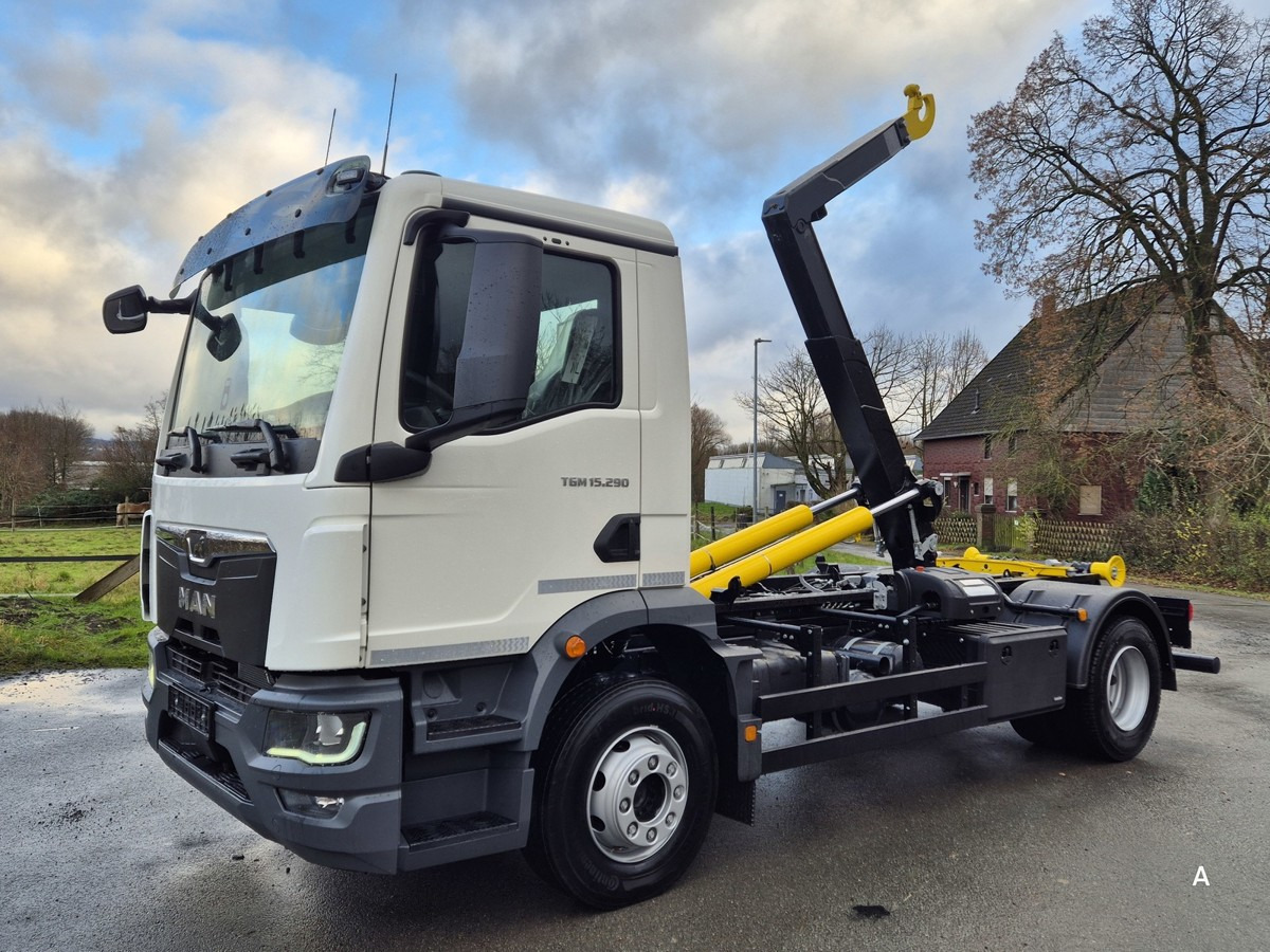 MAN TGM 15.290 BL Abrollkipper PowerMatic Standheiz. - Φορτηγό φόρτωσης γάντζου: φωτογραφία 1 MAN TGM 15.290 BL Abrollkipper PowerMatic Standheiz. - Φορτηγό φόρτωσης γάντζου: φωτογραφία 1