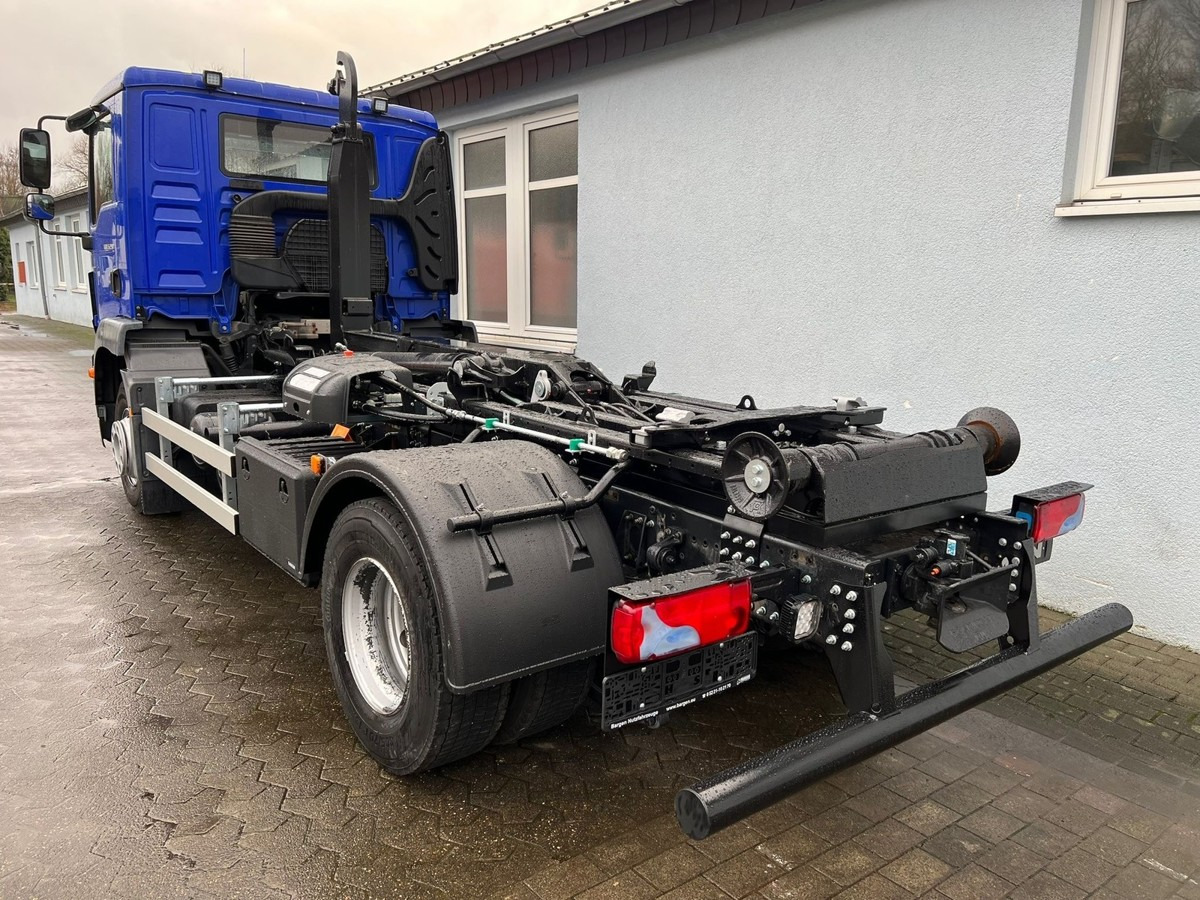 MAN TGM 15.290 BL Aut. Abrollkipper AHK - Φορτηγό φόρτωσης γάντζου: φωτογραφία 3 MAN TGM 15.290 BL Aut. Abrollkipper AHK - Φορτηγό φόρτωσης γάντζου: φωτογραφία 3