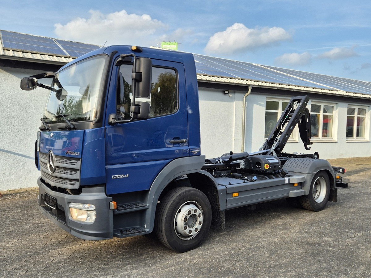 MERCEDES-BENZ 1224 L Atego City Abrollkipper NEU AHK Euro 6 - Φορτηγό φόρτωσης γάντζου: φωτογραφία 4 MERCEDES-BENZ 1224 L Atego City Abrollkipper NEU AHK Euro 6 - Φορτηγό φόρτωσης γάντζου: φωτογραφία 4