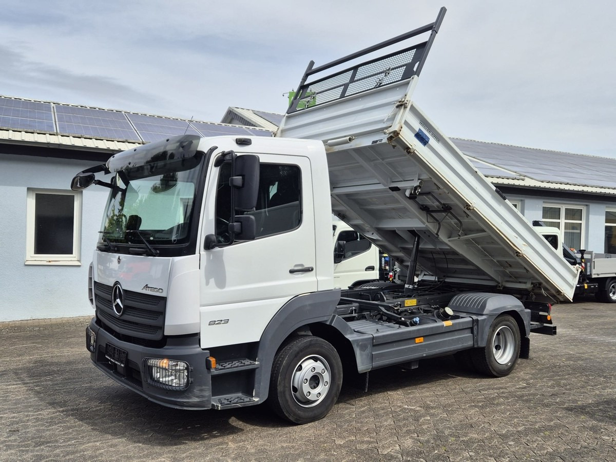MERCEDES-BENZ Atego 823 3-Seiten Kipper Meiller 2 x AHK - Όχημα με ανατρεπομενη καροτσα: φωτογραφία 1 MERCEDES-BENZ Atego 823 3-Seiten Kipper Meiller 2 x AHK - Όχημα με ανατρεπομενη καροτσα: φωτογραφία 1