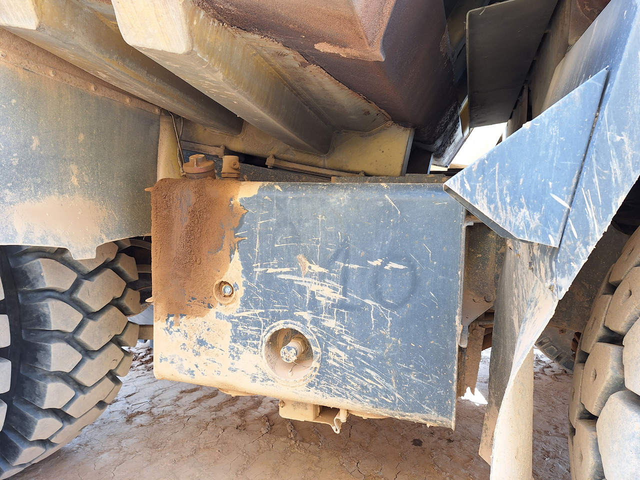 Ανατρεπόμενο όχημα μεταφοράς λατομικών υλικών KOMATSU HD605 7-EO: φωτογραφία 15 Ανατρεπόμενο όχημα μεταφοράς λατομικών υλικών KOMATSU HD605 7-EO: φωτογραφία 15