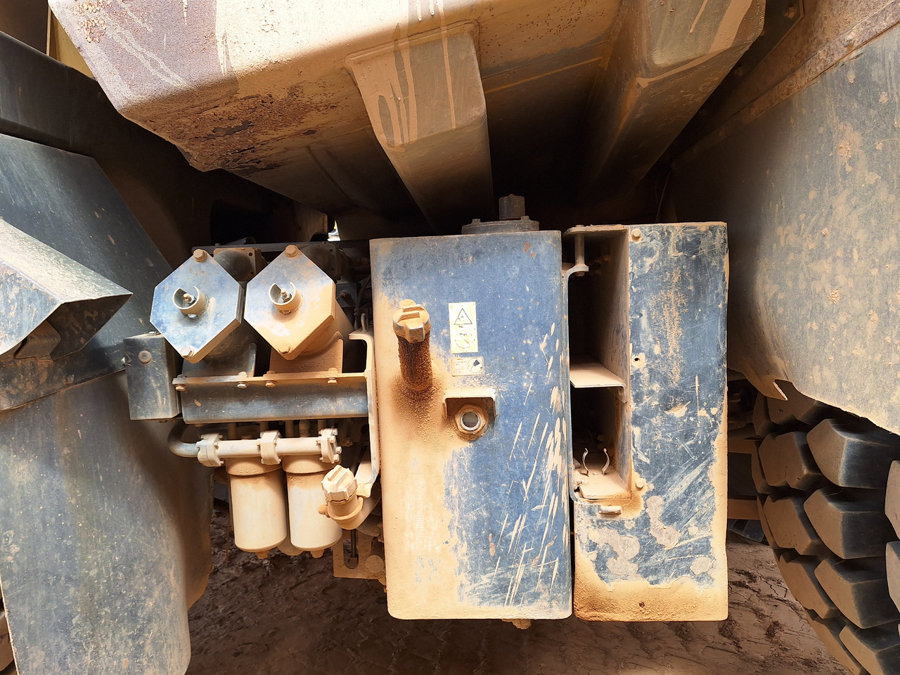 Ανατρεπόμενο όχημα μεταφοράς λατομικών υλικών KOMATSU HD605 7-EO: φωτογραφία 16 Ανατρεπόμενο όχημα μεταφοράς λατομικών υλικών KOMATSU HD605 7-EO: φωτογραφία 16