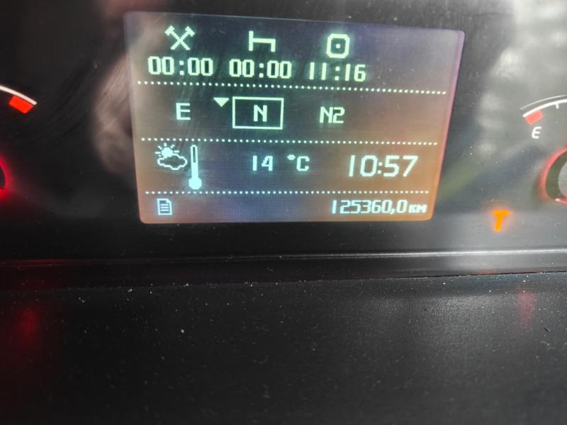 Σάρωθρο δρόμων Beam S12000 Volvo FM410: φωτογραφία 8 Σάρωθρο δρόμων Beam S12000 Volvo FM410: φωτογραφία 8