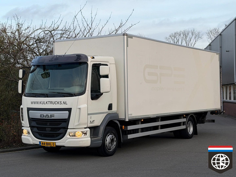 DAF LF 180 FA TAIL LIFT - GOOD TYRES - SMART TACHO 2 - Φορτηγό κόφα: φωτογραφία 1 DAF LF 180 FA TAIL LIFT - GOOD TYRES - SMART TACHO 2 - Φορτηγό κόφα: φωτογραφία 1
