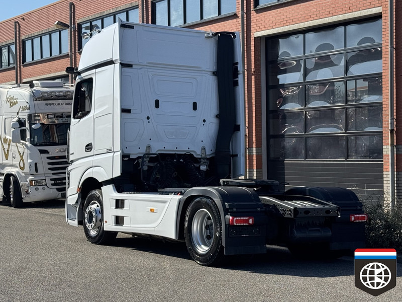 Mercedes-Benz ACTROS 1848 Gigaspace ** LIMITED EDITION** / FULL SPOILER / 2x TANK / NIGHT ac / - Τράκτορας: φωτογραφία 4 Mercedes-Benz ACTROS 1848 Gigaspace ** LIMITED EDITION** / FULL SPOILER / 2x TANK / NIGHT ac / - Τράκτορας: φωτογραφία 4