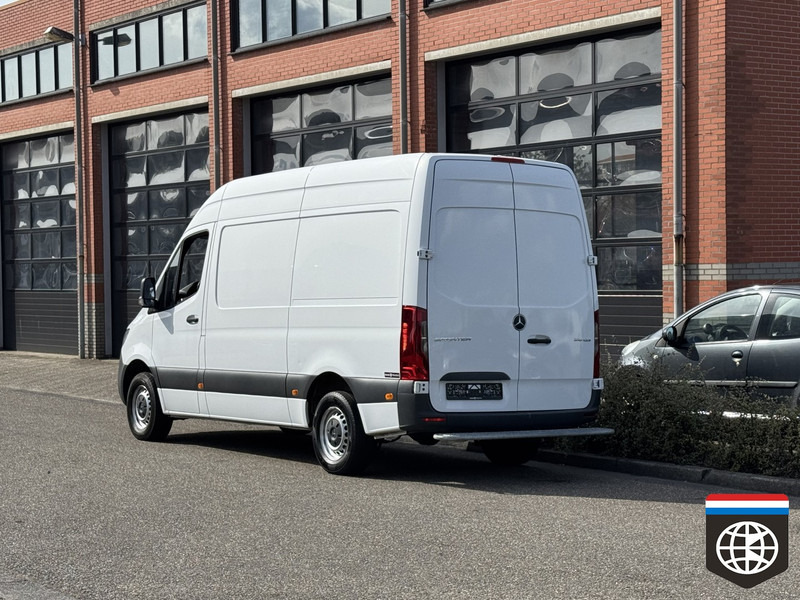 Mercedes-Benz Sprinter 315 RWD - Man - A/C - ACC - Μικρό βαν: φωτογραφία 4 Mercedes-Benz Sprinter 315 RWD - Man - A/C - ACC - Μικρό βαν: φωτογραφία 4