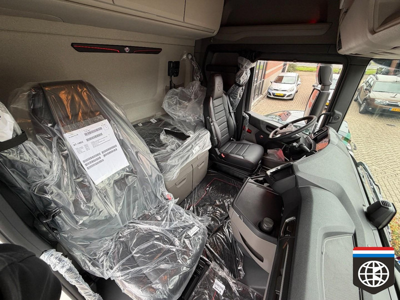 Scania 590 S 6X2/4 - Full air - Retarder PTO - SLIDE fifth wheel - King of the Road - Τράκτορας: φωτογραφία 5 Scania 590 S 6X2/4 - Full air - Retarder PTO - SLIDE fifth wheel - King of the Road - Τράκτορας: φωτογραφία 5