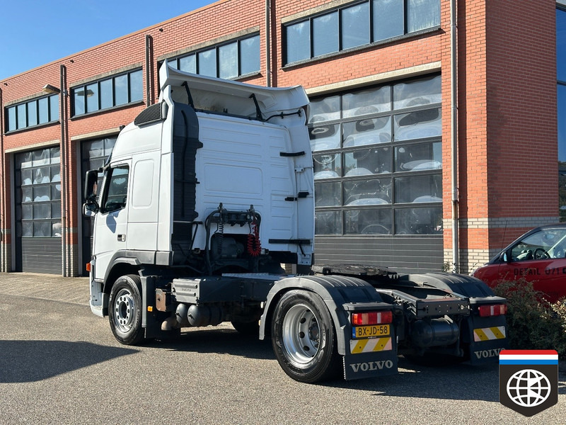 Volvo FM 370 EEV 4X2 NIGHT A/C - AUTOMATIC - EURO 5 - Τράκτορας: φωτογραφία 4 Volvo FM 370 EEV 4X2 NIGHT A/C - AUTOMATIC - EURO 5 - Τράκτορας: φωτογραφία 4
