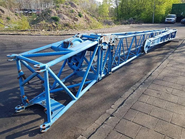 Krupp KMK 4070 - Γερανός: φωτογραφία 4 Krupp KMK 4070 - Γερανός: φωτογραφία 4