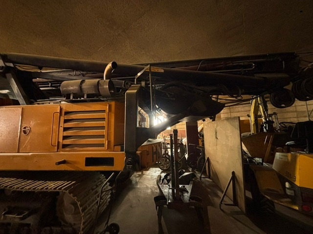 Akerman Banut H14B - Πασσαλοπήκτης: φωτογραφία 5 Akerman Banut H14B - Πασσαλοπήκτης: φωτογραφία 5