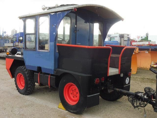 Cordes Zugmaschine (Lokomotive) Personenanhänger - Πούλμαν: φωτογραφία 2 Cordes Zugmaschine (Lokomotive) Personenanhänger - Πούλμαν: φωτογραφία 2