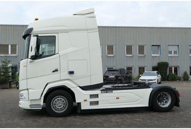 DAF XG 530 FT 4x2, Intarder, 2x Tank, Standklima - Τράκτορας: φωτογραφία 2 DAF XG 530 FT 4x2, Intarder, 2x Tank, Standklima - Τράκτορας: φωτογραφία 2