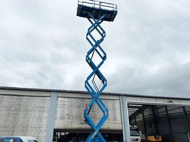 Genie GS 5390, Scherenbühne, Allrad, Gelände, 18m, TOP - Ψαλιδωτό ανυψωτικό: φωτογραφία 1 Genie GS 5390, Scherenbühne, Allrad, Gelände, 18m, TOP - Ψαλιδωτό ανυψωτικό: φωτογραφία 1