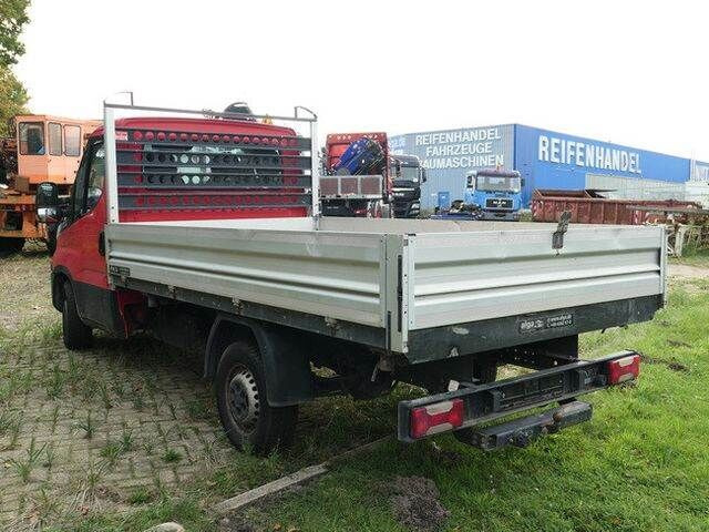Iveco 35S17 HI-MATIC, Motorschaden, Klima, AHK,3. Sitz - Όχημα με ανατρεπομενη καροτσα: φωτογραφία 4 Iveco 35S17 HI-MATIC, Motorschaden, Klima, AHK,3. Sitz - Όχημα με ανατρεπομενη καροτσα: φωτογραφία 4