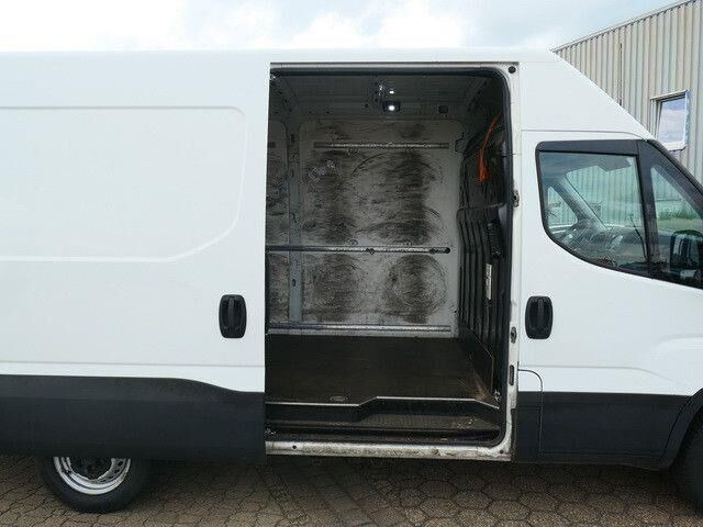 Iveco Daily 35S14/Hochdach/AHK/Klima - Βαν: φωτογραφία 4 Iveco Daily 35S14/Hochdach/AHK/Klima - Βαν: φωτογραφία 4