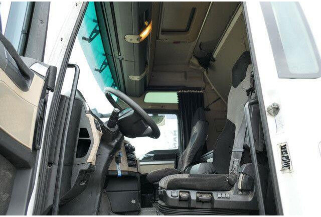 MAN 18.460 TGX XXL 4x2, Spoiler, Intarder, 2x Tank - Τράκτορας: φωτογραφία 5 MAN 18.460 TGX XXL 4x2, Spoiler, Intarder, 2x Tank - Τράκτορας: φωτογραφία 5