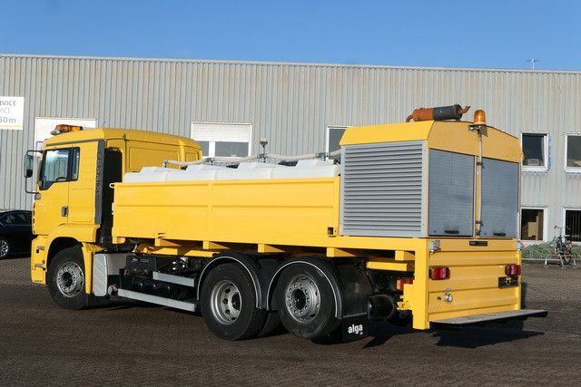 MAN 26.413/6x2/4x 2000 ltr. Tanks/Deutz Motor - Φορτηγό βυτιοφόρο: φωτογραφία 3 MAN 26.413/6x2/4x 2000 ltr. Tanks/Deutz Motor - Φορτηγό βυτιοφόρο: φωτογραφία 3