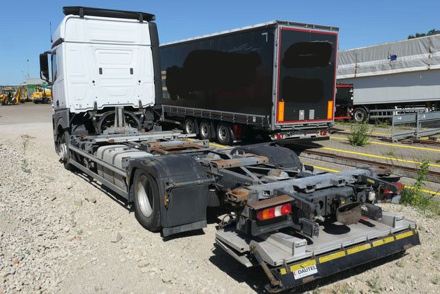 Mercedes-Benz 1842 L Actros/LBW/Retarder/BDF - Φορτηγό μεταφοράς εμπορευματοκιβωτίων/ Κινητό αμάξωμα: φωτογραφία 4 Mercedes-Benz 1842 L Actros/LBW/Retarder/BDF - Φορτηγό μεταφοράς εμπορευματοκιβωτίων/ Κινητό αμάξωμα: φωτογραφία 4