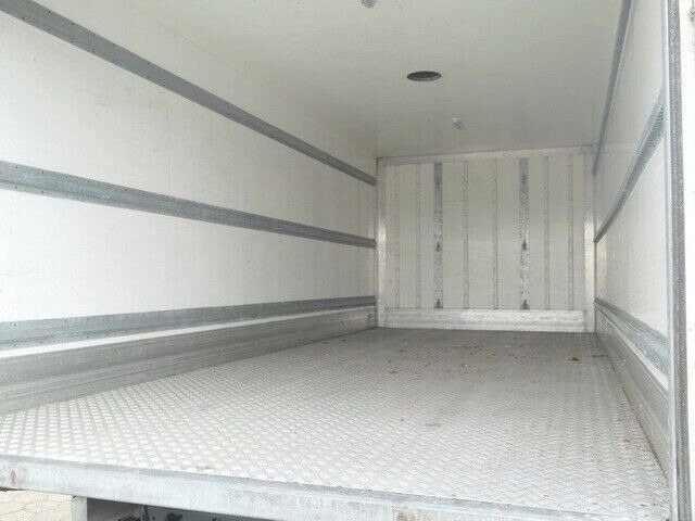 Mercedes-Benz 816 Atego, LBW, Isokoffer, Klima, 6.180mm lang - Φορτηγό κόφα: φωτογραφία 4 Mercedes-Benz 816 Atego, LBW, Isokoffer, Klima, 6.180mm lang - Φορτηγό κόφα: φωτογραφία 4