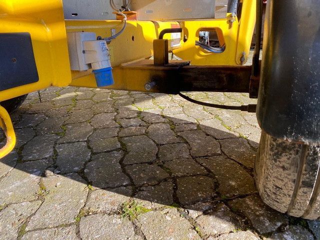 Niftylift 120 TE, Arbeitshöhe 12.2m, Korb, Batterie - Καλαθοφόρο σε τρέιλερ: φωτογραφία 4 Niftylift 120 TE, Arbeitshöhe 12.2m, Korb, Batterie - Καλαθοφόρο σε τρέιλερ: φωτογραφία 4