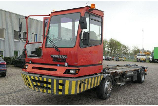 Terberg BC 182, Wechselbrücken, Sattelkupplung - Φορτηγό σασί: φωτογραφία 4 Terberg BC 182, Wechselbrücken, Sattelkupplung - Φορτηγό σασί: φωτογραφία 4