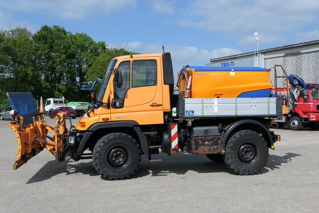 Unimog U 300 4x4, Schmidt, Streuer, Schild, Klima,27tkm - Φορτηγό: φωτογραφία 3 Unimog U 300 4x4, Schmidt, Streuer, Schild, Klima,27tkm - Φορτηγό: φωτογραφία 3