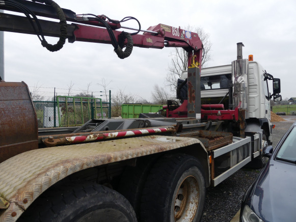 Camion porte container avec grue Volvo FM/FH 6X4 8.0 (2003-205.179 km) - Φορτηγό μεταφοράς εμπορευματοκιβωτίων/ Κινητό αμάξωμα: φωτογραφία 5 Camion porte container avec grue Volvo FM/FH 6X4 8.0 (2003-205.179 km) - Φορτηγό μεταφοράς εμπορευματοκιβωτίων/ Κινητό αμάξωμα: φωτογραφία 5